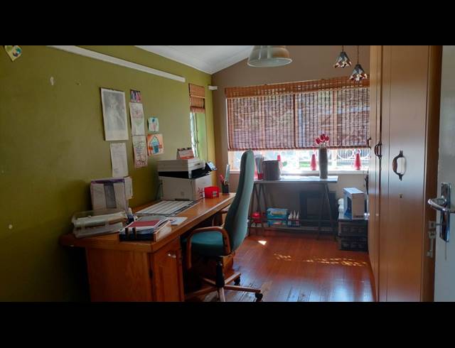 3 BEDROOM FREEHOLD FOR SALE IN DALVIEW